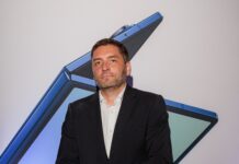 Петър Петров, търговски директор в Samsung България, пред Banker Special: За въображението ни граници няма