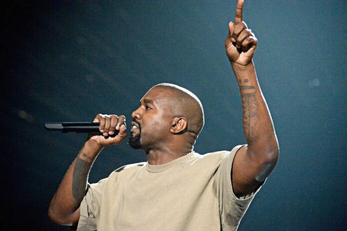 1-Marantz-Kanye-VMA-Speech